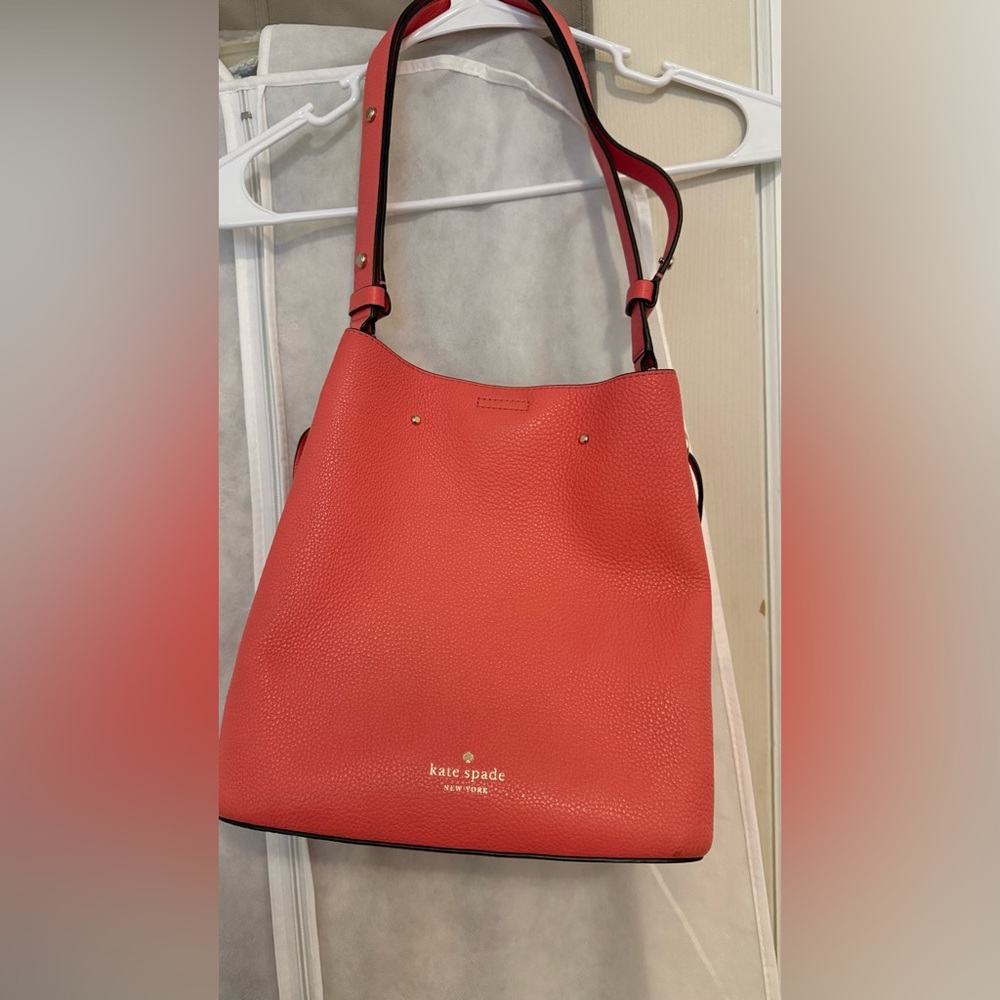 Kate Spade coral pebbled leather shoulder bag